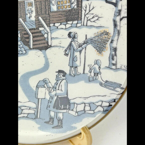 Vintage Arabia Finland Christmas Winter Scene Plate 5" Cottage Postman Snow - Picture 2 of 9